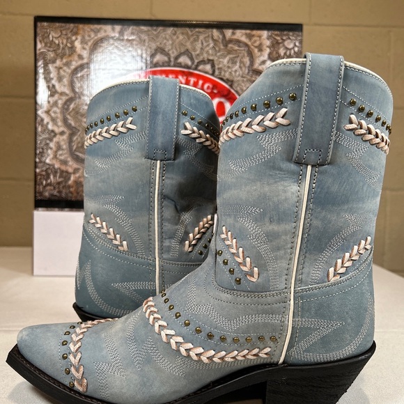 Laredo Western Boots Fancy Sky Blue With Studs Snip Toe Block Heel - Picture 10 of 10